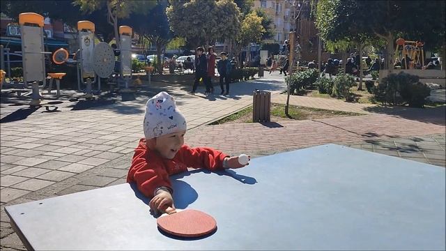 Парк семейного отдыха в Махмутларе. Настольный теннис. Тренажеры. Детская площадка. Kids Аланья