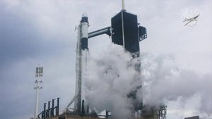 Первый за девять лет американский пилотируемый пол...мос на частном корабле Crew Dragon не состоялся