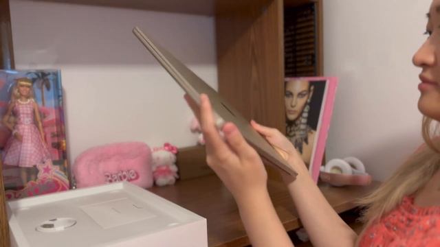 Apple 2023 MacBook Air M2 (Starlight) Unboxing - ASMR смотреть онлайн