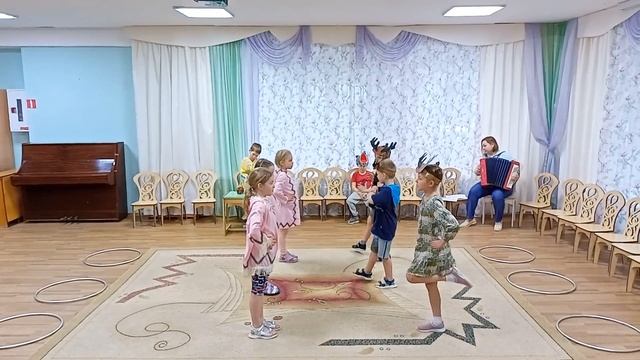 Музыкальная игра "Ребята, оленята и серый волк", автор Махмутова Т.Л. смотреть онлайн