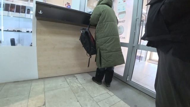 БЛОГ 14. Много раз выхожу из подъезда. Очень холодно. Гора PlayStation.