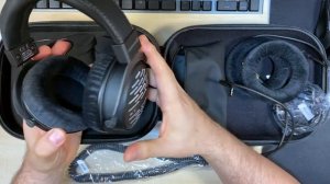 Unboxing: beyerdynamic DT 1990 Pro headphones