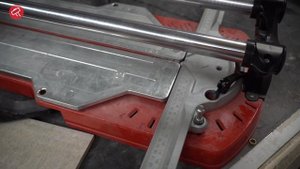 Завод RUBI в Испании | Обзор ручных плиткорезов