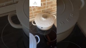 Чугунная кастрюля Смег
