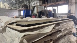 Отливка уличных ступеней «С антискользящей полосой» по технологии «Мрамор из бетона»