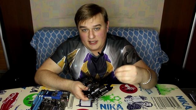 Видеокарта убила материнскую плату.
