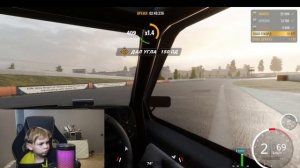 Дрифт на картонном руле???