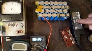 Простой регулятор напряжения для зарядного устройства#зарядноеустройство