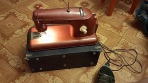 Швейная машинка Ржев 1960 года