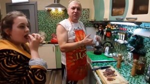 Пиццемейкер! Чак-ролл стейк без дыма! Пиццы без хлопот!