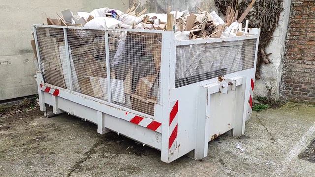 как выглядят триста евро в Европе ) смотреть онлайн