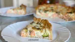 Киш с семгой и брокколи