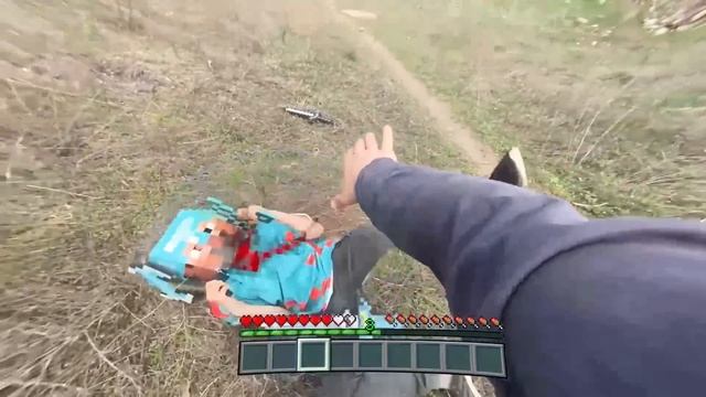 Minecraft in Real Life POV - DIAMOND BASE Realistic Minecraft 創世神第一人稱真人版 смотреть онлайн