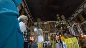 Поют в церкви. Поселок Ильинский Пермский край."Духовный сад".