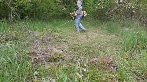 Бензокоса STIGA-252 D  в работе