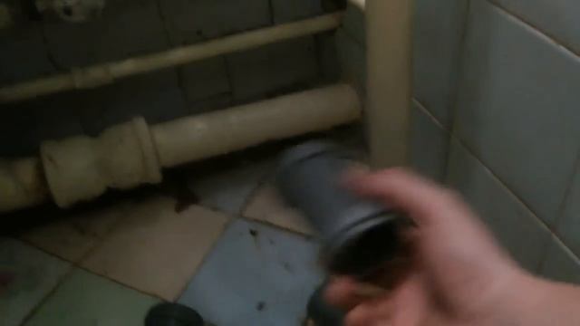 Ремонт канализации.Переход с чугуна на пластик. смотреть онлайн