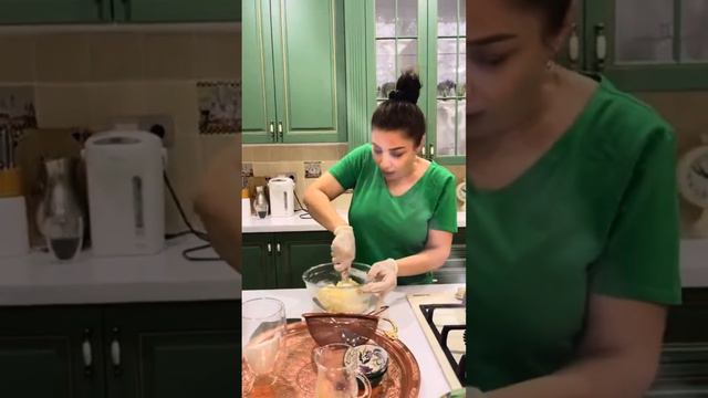 Kokoslu qurabie 2 ci növ. Кокосовое печенье 2 й вариант. смотреть онлайн