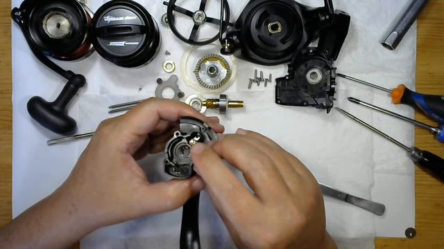 Катушка Олта Горилла 4000М - разбор и сравнение с 4000S. смотреть онлайн