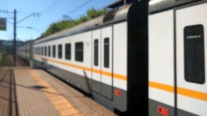 Электропоезд ЭП2Д-0030 на станции Ленинградская.
