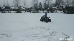 Квадроцикл Kayo mini bull. Сын колесит.