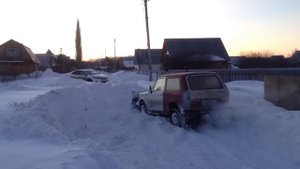 НИВА с отвалом