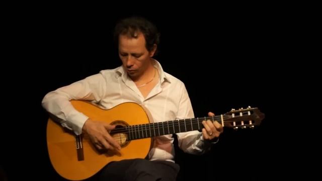 Malaguena Spanish guitar .Theme tutoriel guitare avec Yannick Lebossé смотреть онлайн