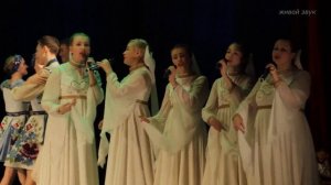 Борис Евреев Девичьи страдания( исп.  Русская песня, Молодой строитель)