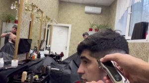 СРЕДНИЙ ФЕЙД. МУЖСКАЯ СТРИЖКА?. #fade #barbershop #hairstyle #мужскаястрижка#lowfade