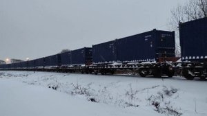 Синий поезд! Тепловоз 2ТЭ116У-0078 на перегоне Предпортовая - Лигово, г.СПб, 01.12.2023г. (4K UHD)