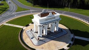 ТРИМФАЛЬНАЯ АРКА В ЧЕСТЬ 750-ЛЕТИЯ ГОРОДА МОГИЛЁВА / РЕЛАКСАЦИЯ