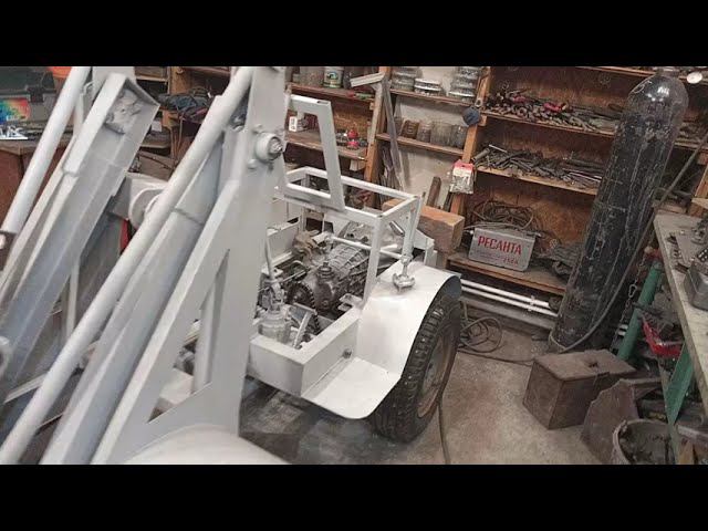 Продолжение сборки задней полурамы МИНИ ПОГРУЗЧИКА смотреть онлайн