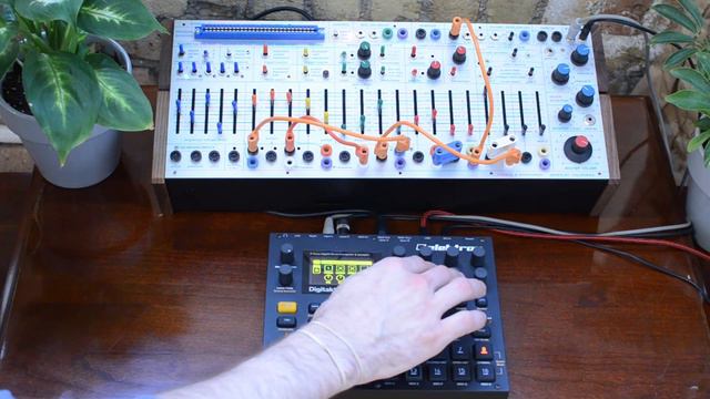 Buchla EASEL COMMAND - MIDI controlled via Elektron Digitakt смотреть онлайн