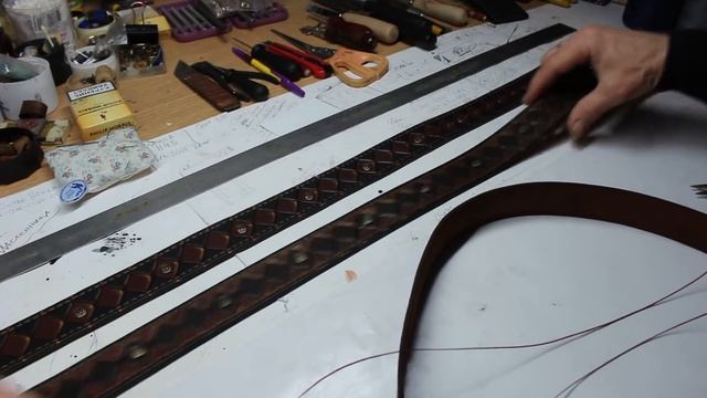 Кожаные ремни и вечерние разговоры у Александра Владимировича. SHABALIN DESIGN смотреть онлайн