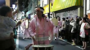 Shimokitazawa Awa Odori 2011 Shinobu-ren.mov