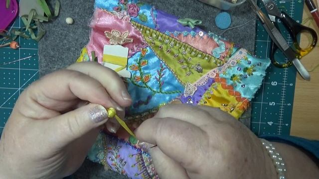 Making Silk ribbon Berries for Crazy patchwork Bag