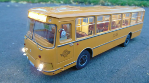 Радиоуправляемая модель автобуса ЛиАЗ - 677М от classicbus | неодимовая магнитная подвеска
