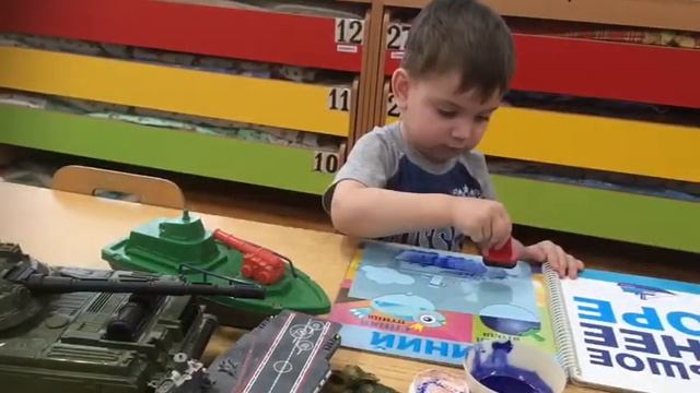 "Подарки для папы: "Кораблик" (рисование) 1 мл.группа - МБДОУ "Аленушка"с. Покровское смотреть онлайн