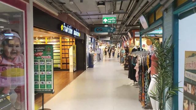 STREET FOOD COURT HUA HIN смотреть онлайн