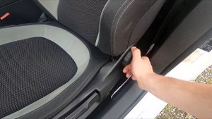 How to Change Seat Position in Volkswagen Scirocco III - Adjust Seat Position