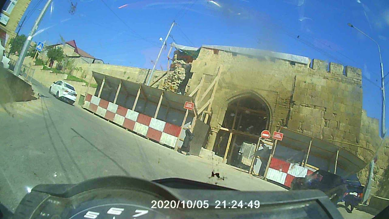 Катаемся на мотоциклах по Дербенту смотреть онлайн