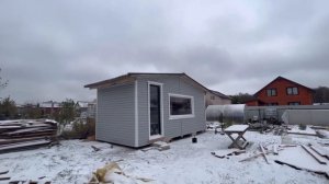 Хозблок. Часть 6. Чем крашу стены из плит ОSB? Убираем участок после строительства хозблока.