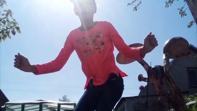 Vlog: Едем на дачу. Гуляем на ярморке! смотреть онлайн