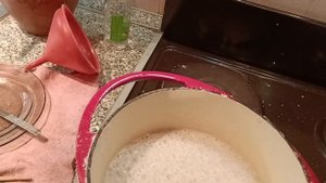 химическая грелка своими руками разные способы приготовления смешать пачку соды и 3 бутылки уксуса