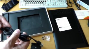 Распаковка и первое включение графического планшета Gaomon m106k