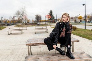 Платок шерстяной с шелковой бахромой "Летнее чудо", вид 18