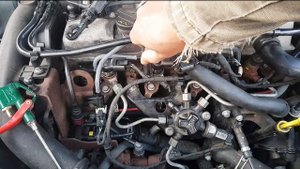 Ford Mondeo MK4 1.8 TDCI, injector replacement.