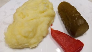 Как приготовить картофельное пюре с молоком и сливочным маслом: наш рецепт
