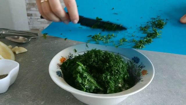 Салат ЦЕЗАРЬ с курицей. Рецепт от шеф-повара!! смотреть онлайн