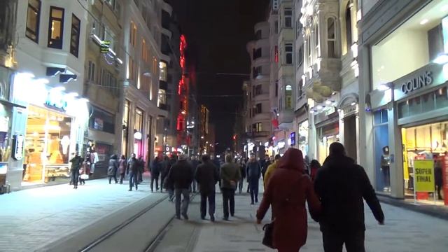 Стамбул. Пешеходная улица Истикляль