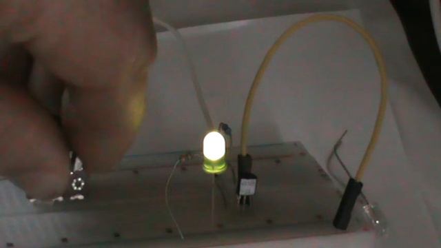 Биполярный PNP типа транзистор, принцип работы простыми словами смотреть онлайн